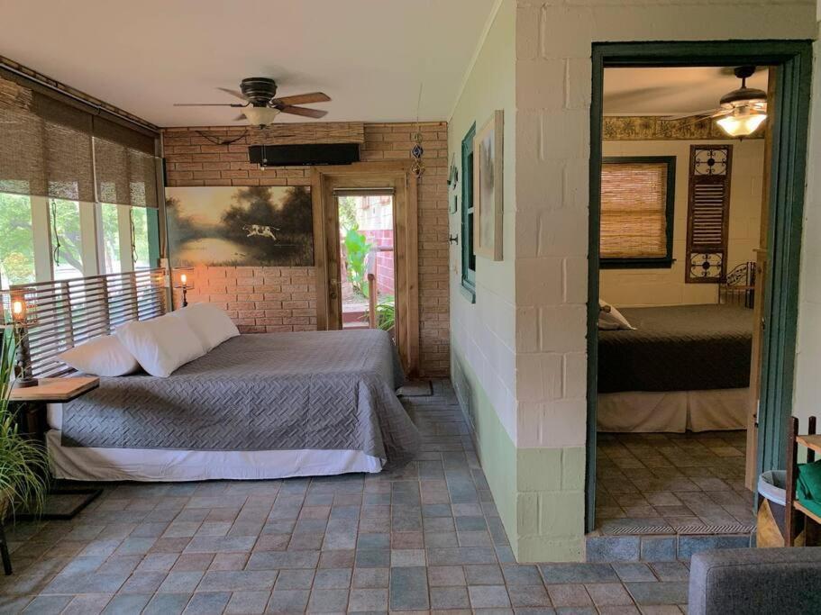 Вілла The River Haven - Sleeps 32 - On Guadalupe River Сеґін Екстер'єр фото