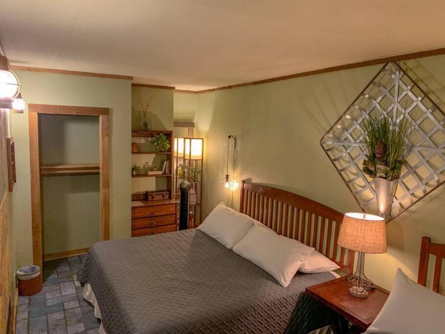 The River Haven - Sleeps 32 - On Guadalupe River Сеґін Екстер'єр фото