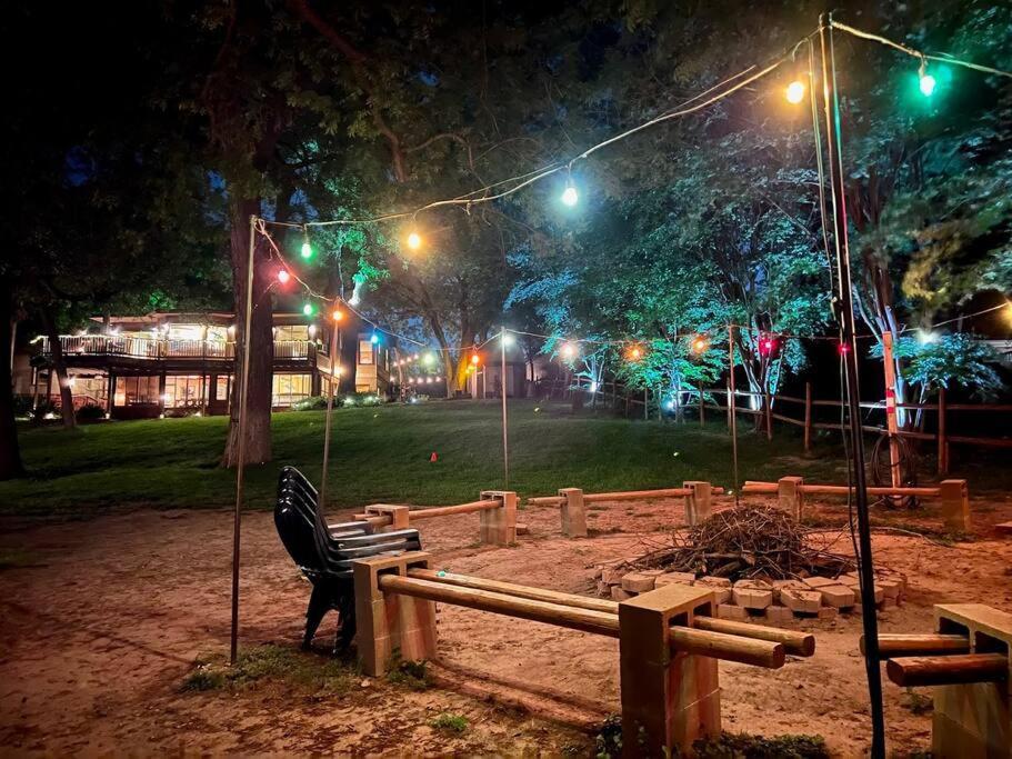 The River Haven - Sleeps 32 - On Guadalupe River Сеґін Екстер'єр фото
