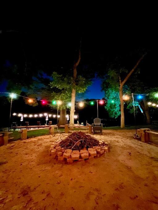 The River Haven - Sleeps 32 - On Guadalupe River Сеґін Екстер'єр фото